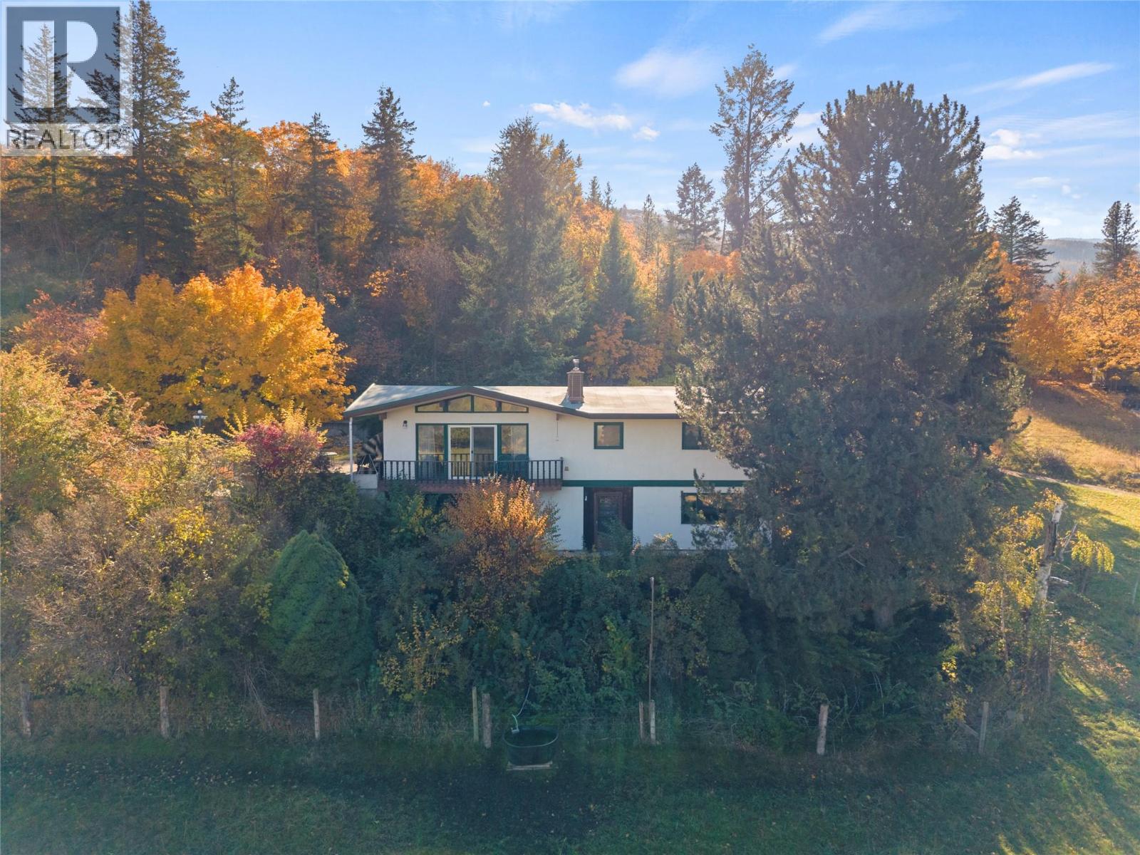 6709 Cosens Bay Road