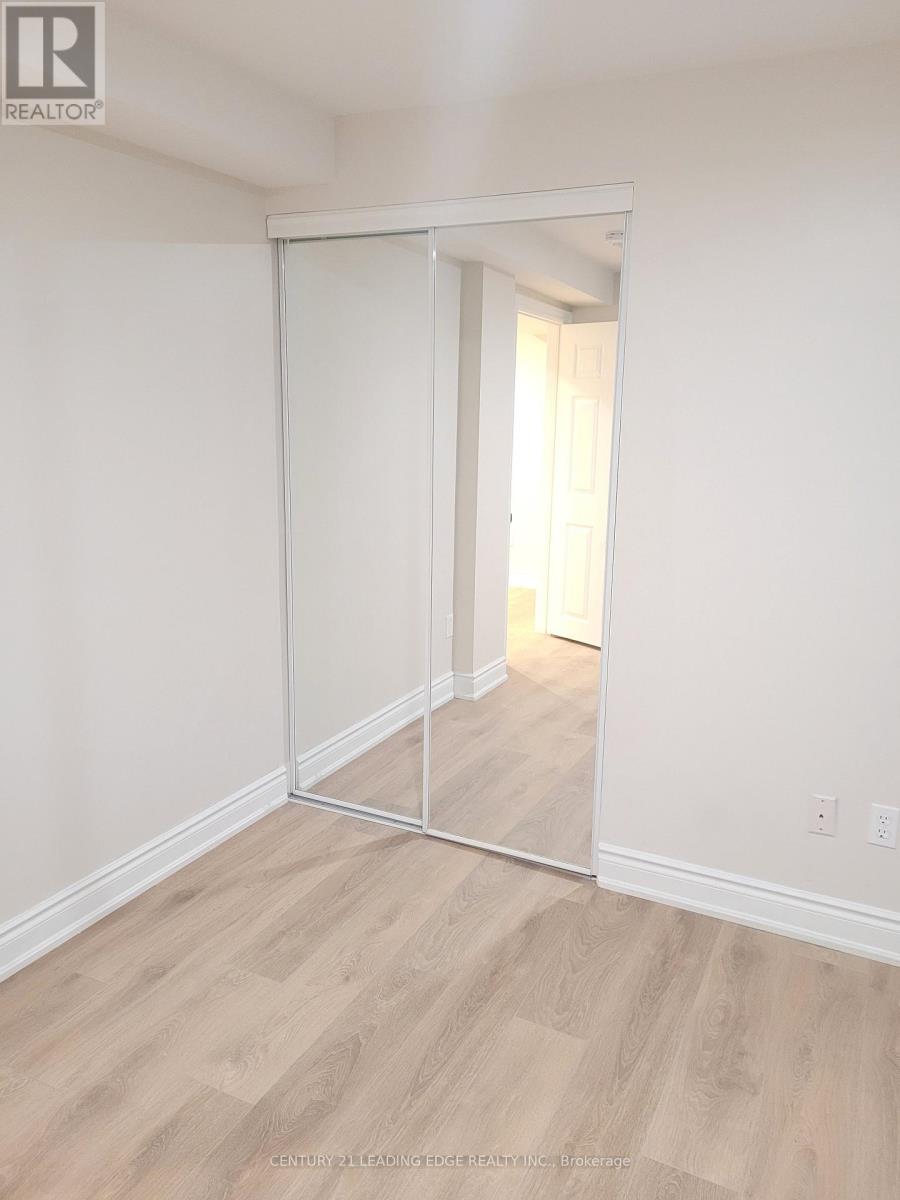 574 Strouds Lane, Pickering, Ontario  L1V 4S8 - Photo 6 - E14123552