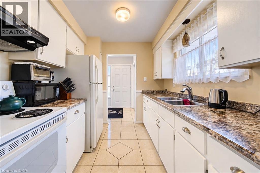 339 Westwood Drive, Kitchener, Ontario  N2M 2L3 - Photo 7 - 40874685