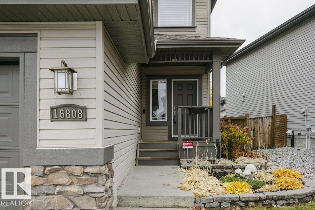 16808 57 St NW, Edmonton, Alberta  T5Y 0K4 - Photo 4 - E4514602