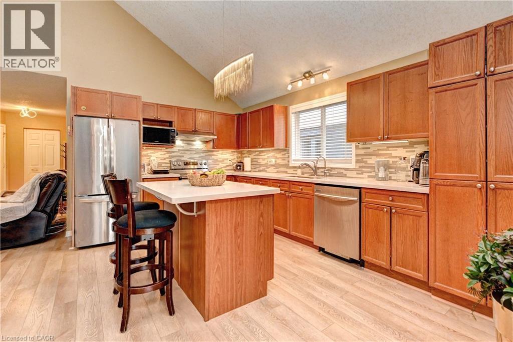 62 Fallowfield Drive, Kitchener, Ontario  N2C 2T3 - Photo 11 - 40874023