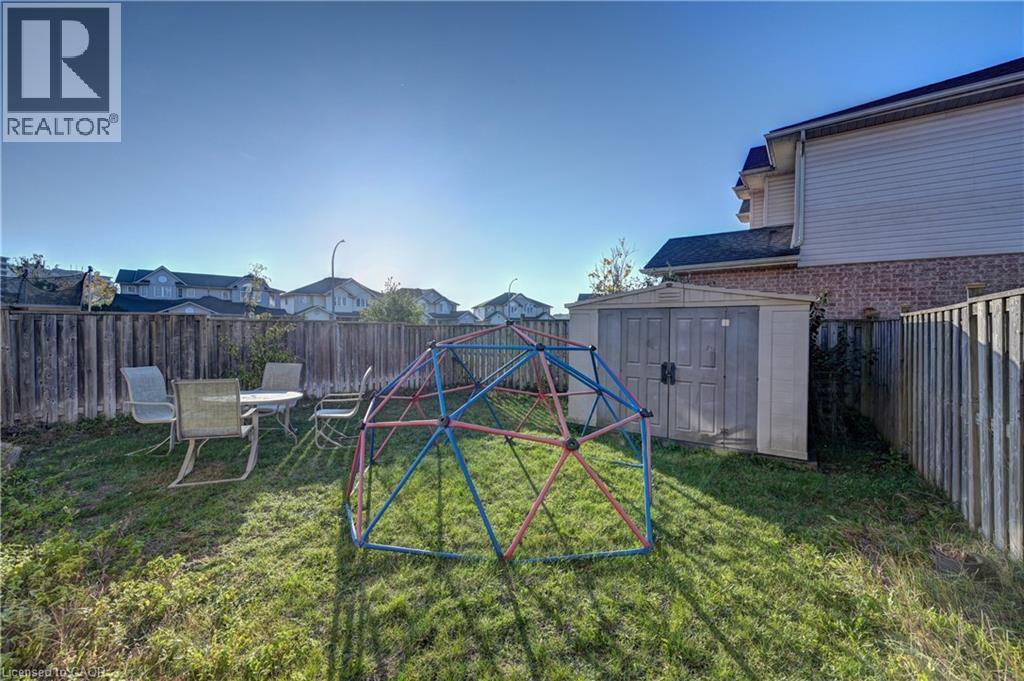 62 Fallowfield Drive, Kitchener, Ontario  N2C 2T3 - Photo 41 - 40874023
