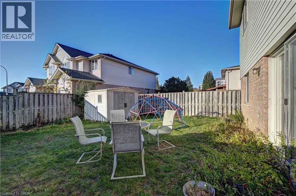 62 Fallowfield Drive, Kitchener, Ontario  N2C 2T3 - Photo 40 - 40874023
