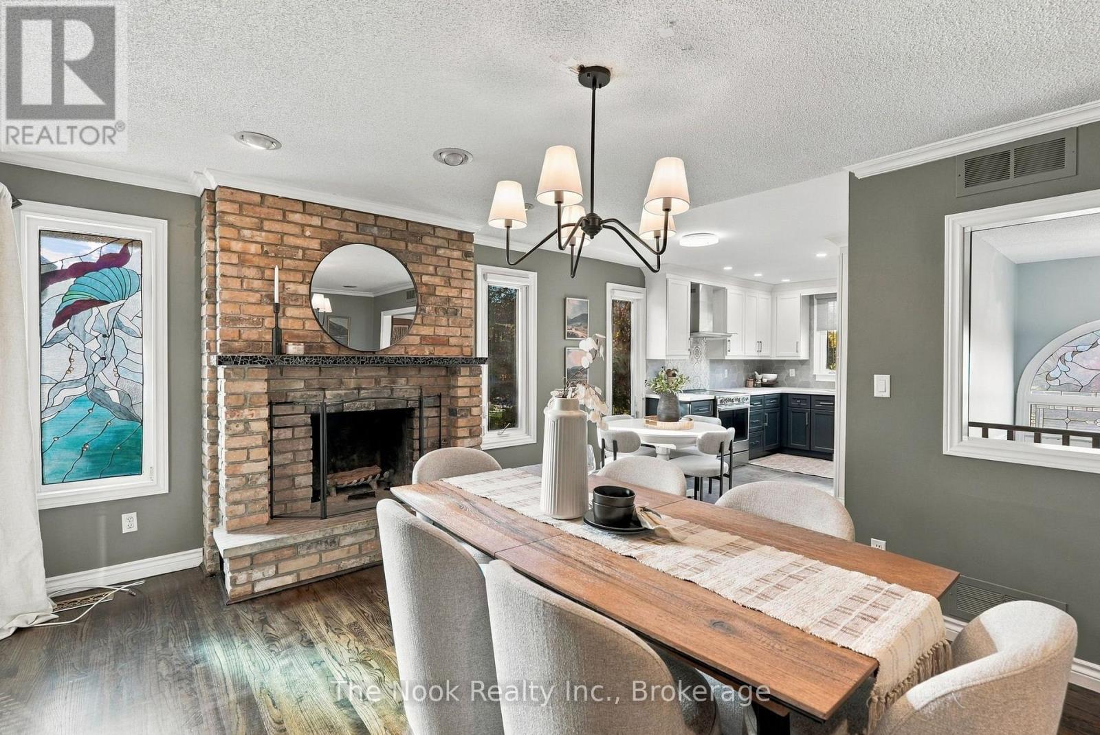 1 Inglewood Place, Whitby, Ontario  L1N 8Z7 - Photo 14 - E14123428