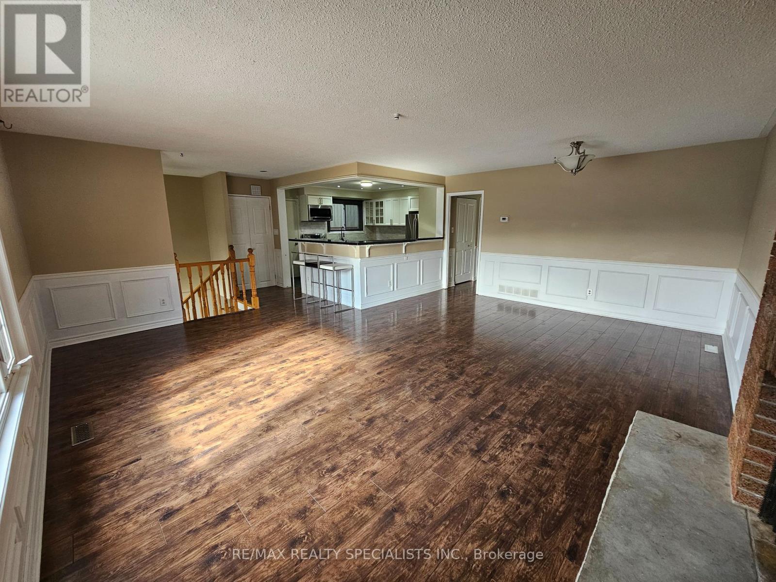 6795 Shelter Bay Road, Mississauga, Ontario  L5N 1T7 - Photo 7 - W13765642