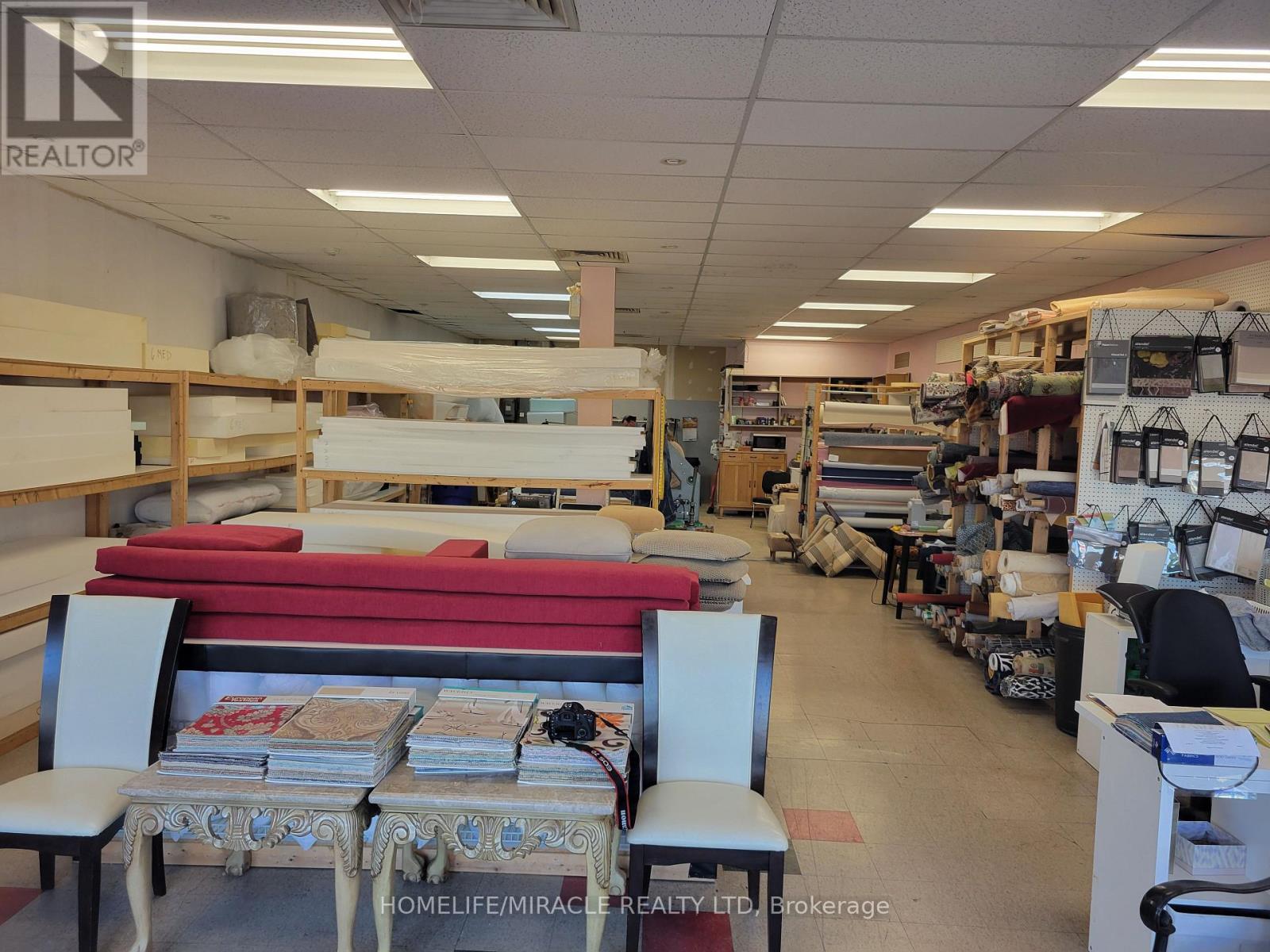 2 - 572 Niagara Street, Welland, Ontario  L3C 8T8 - Photo 2 - X14123718