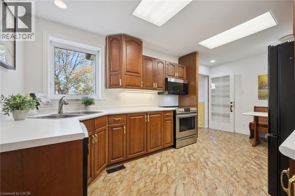 70 Simeon Street, Kitchener, Ontario  N2H 1S5 - Photo 14 - 40874553