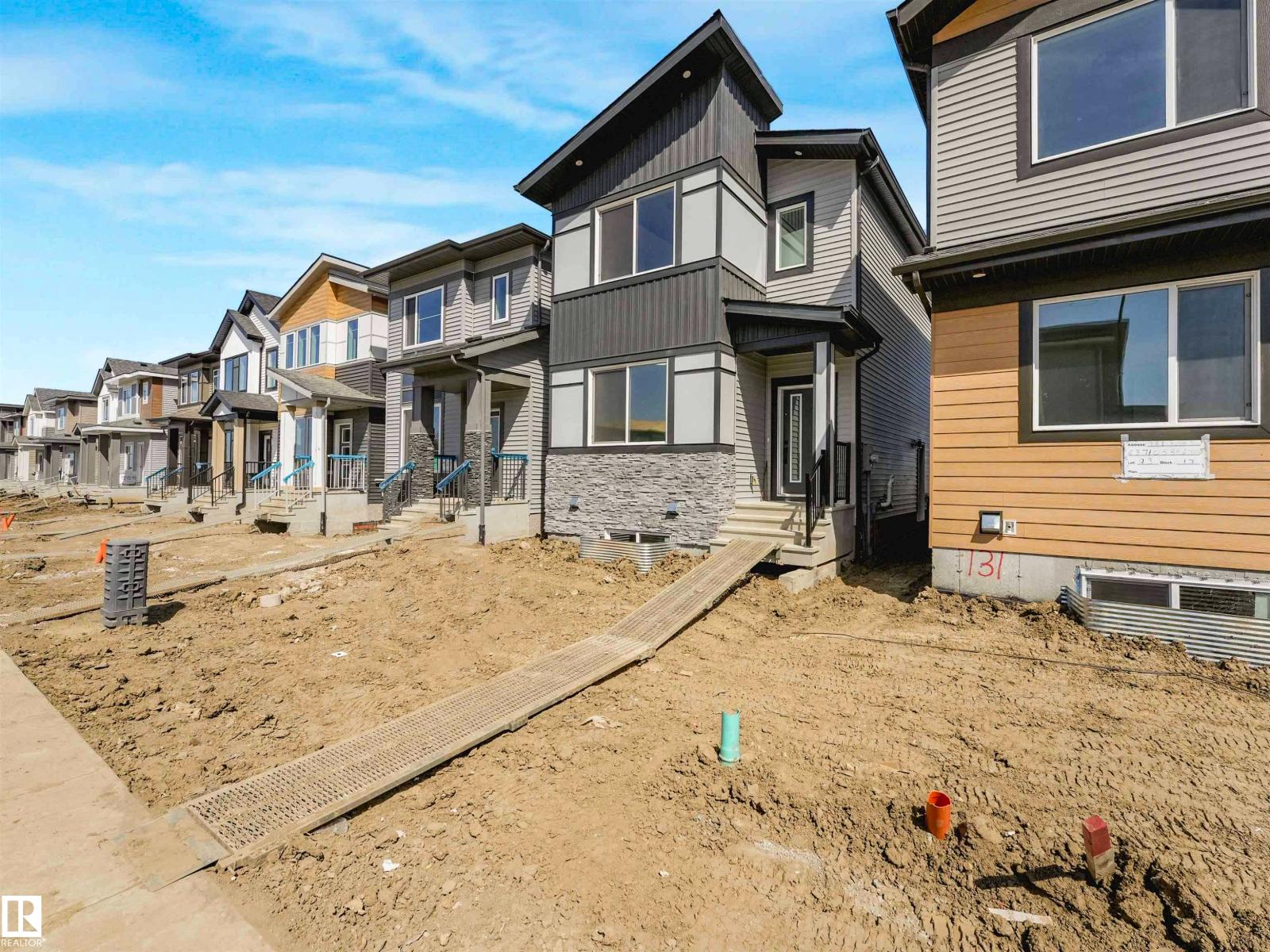 735 30 Street Sw, Edmonton, Alberta  T6X 3M3 - Photo 2 - E4514607
