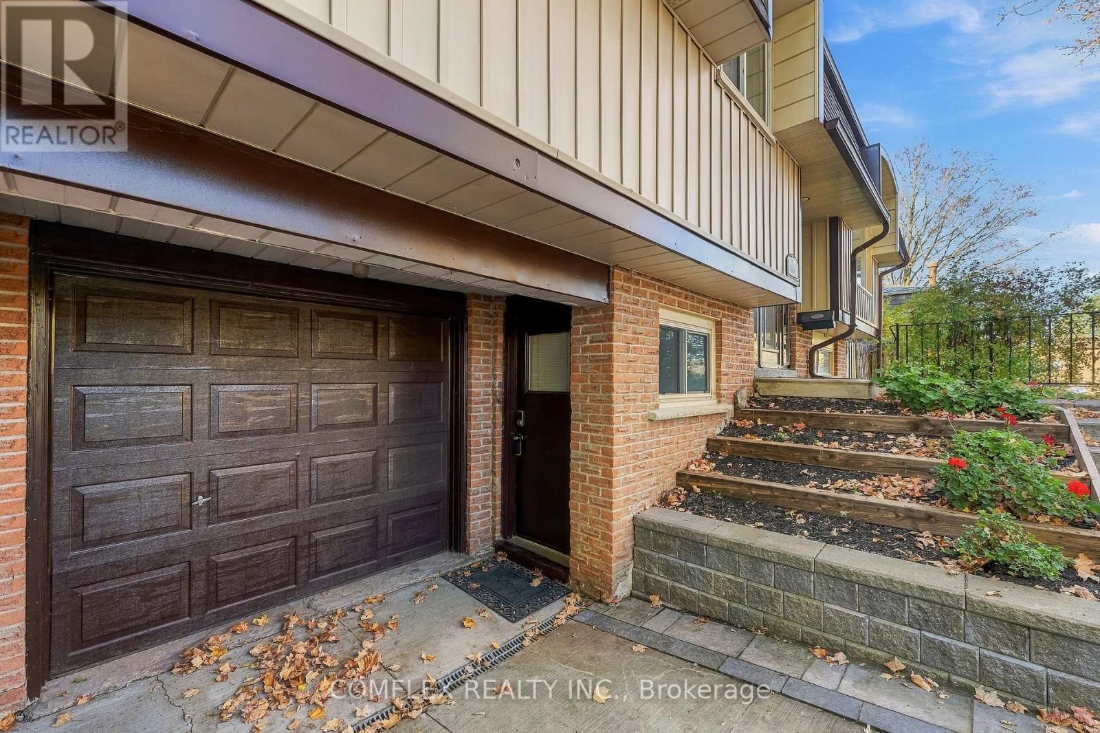 2651 Marsdale Drive, Peterborough, Ontario  K9L 1R5 - Photo 8 - X14126656
