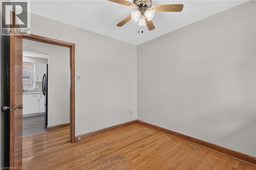 92 Foxbar Road, Burlington, Ontario L7L 2Z6 - Photo 29 - 40873244