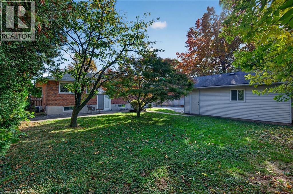 92 Foxbar Road, Burlington, Ontario L7L 2Z6 - Photo 42 - 40873244