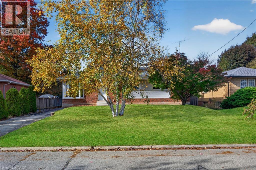 92 Foxbar Road, Burlington, Ontario L7L 2Z6 - Photo 2 - 40873244