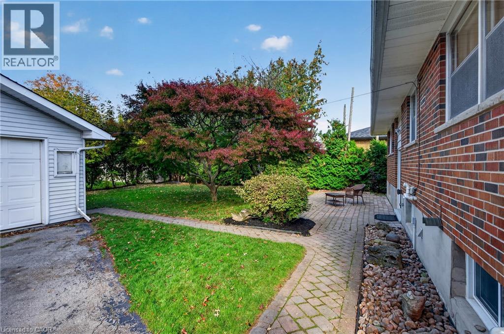 92 Foxbar Road, Burlington, Ontario L7L 2Z6 - Photo 40 - 40873244