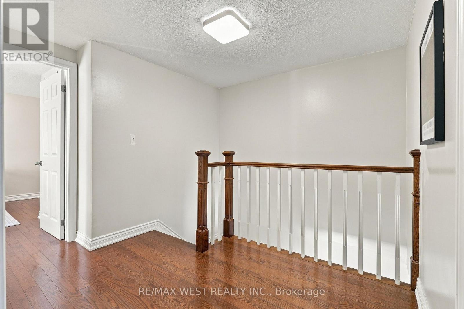 12 Waverly Street S, Oshawa (Vanier), Ontario  L1J 5T7 - Photo 15 - E14126712