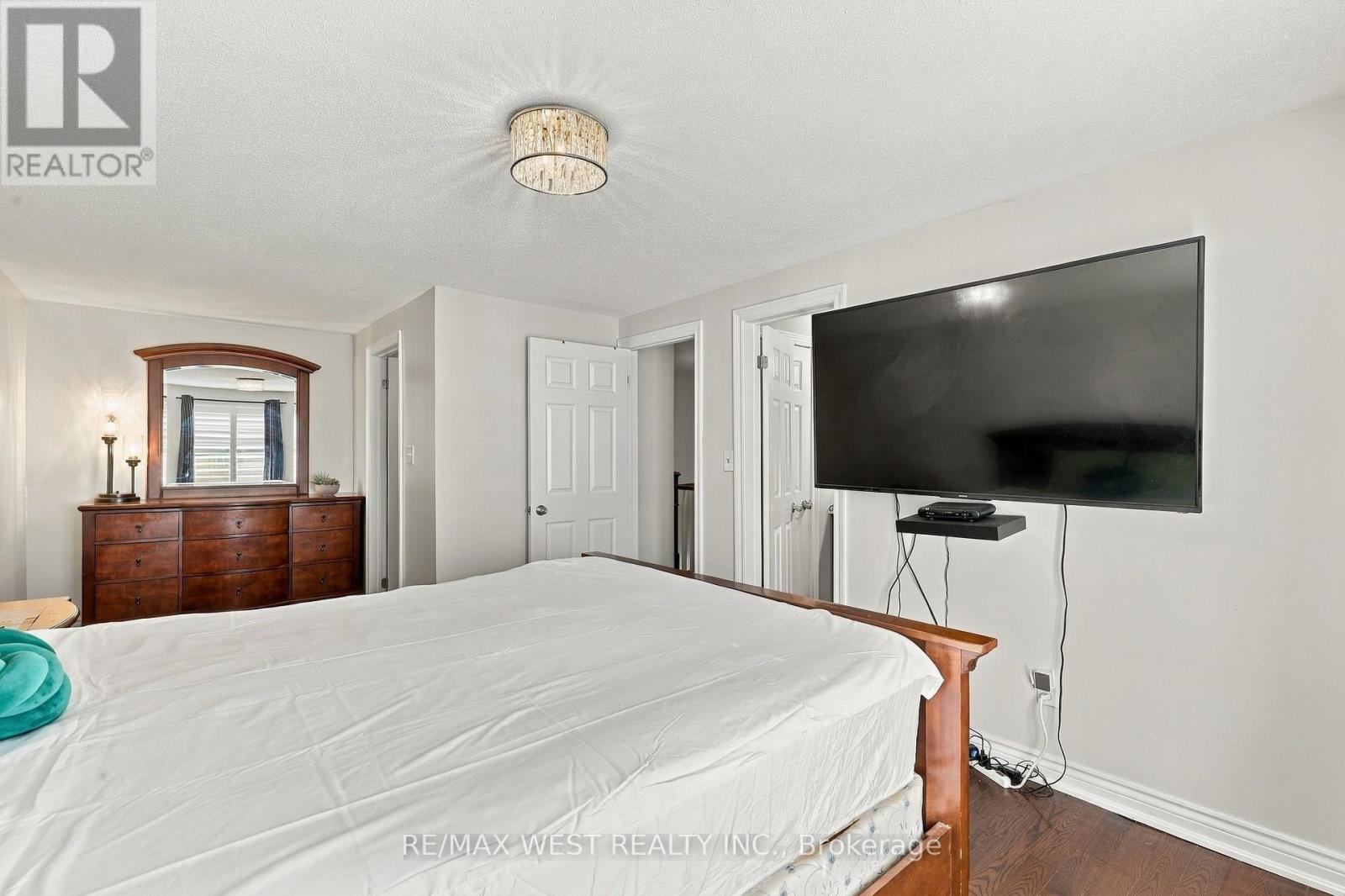 12 Waverly Street S, Oshawa (Vanier), Ontario  L1J 5T7 - Photo 17 - E14126712