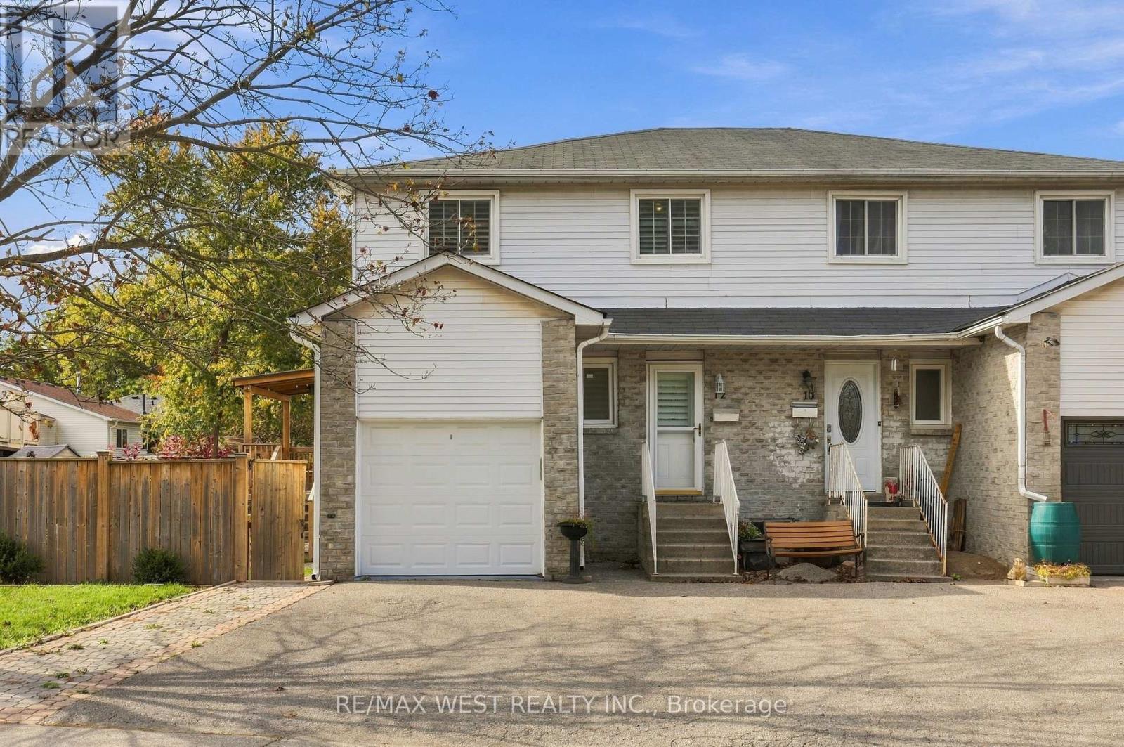12 Waverly Street S, Oshawa (Vanier), Ontario  L1J 5T7 - Photo 2 - E14126712