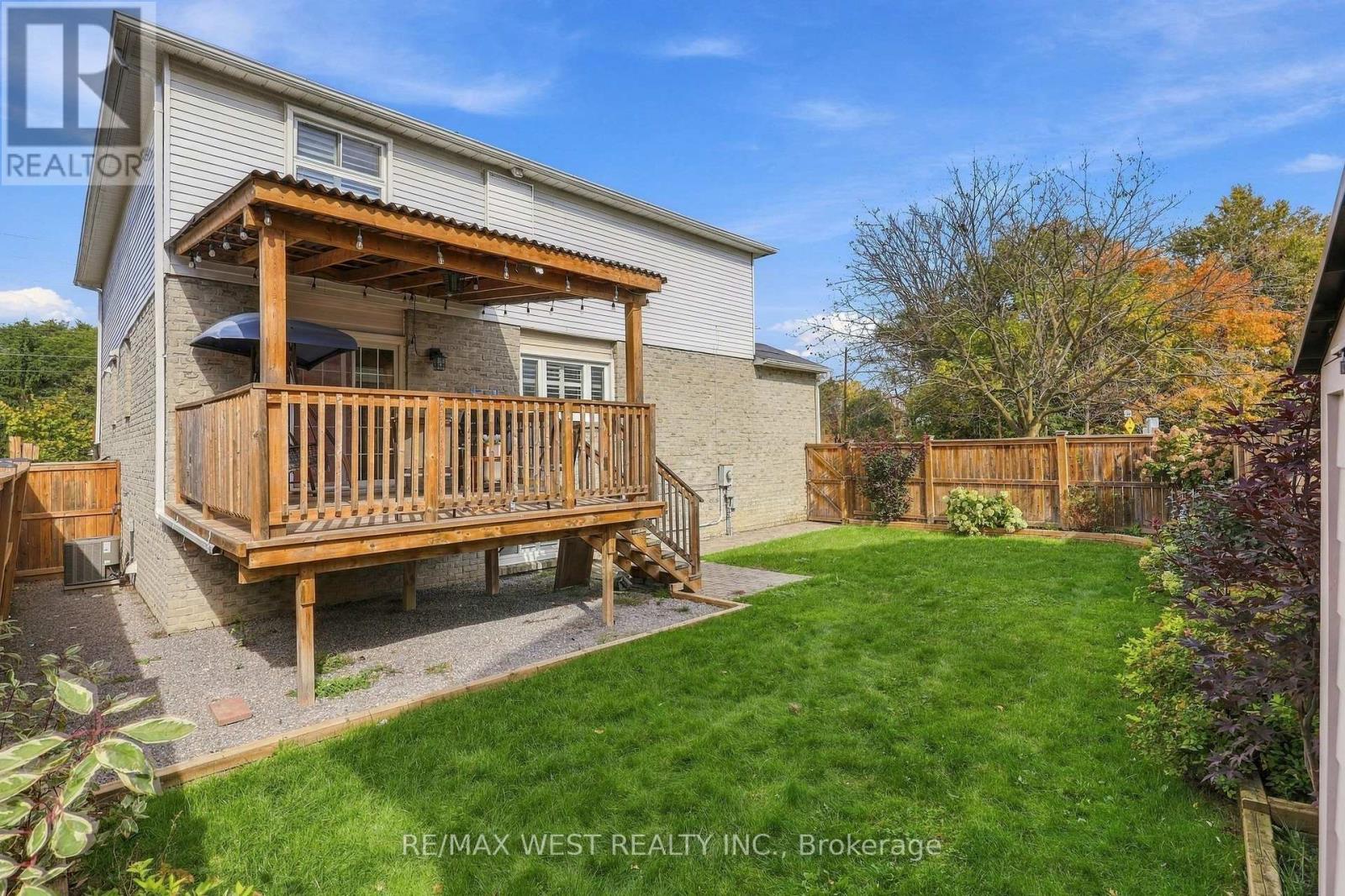12 Waverly Street S, Oshawa (Vanier), Ontario  L1J 5T7 - Photo 30 - E14126712