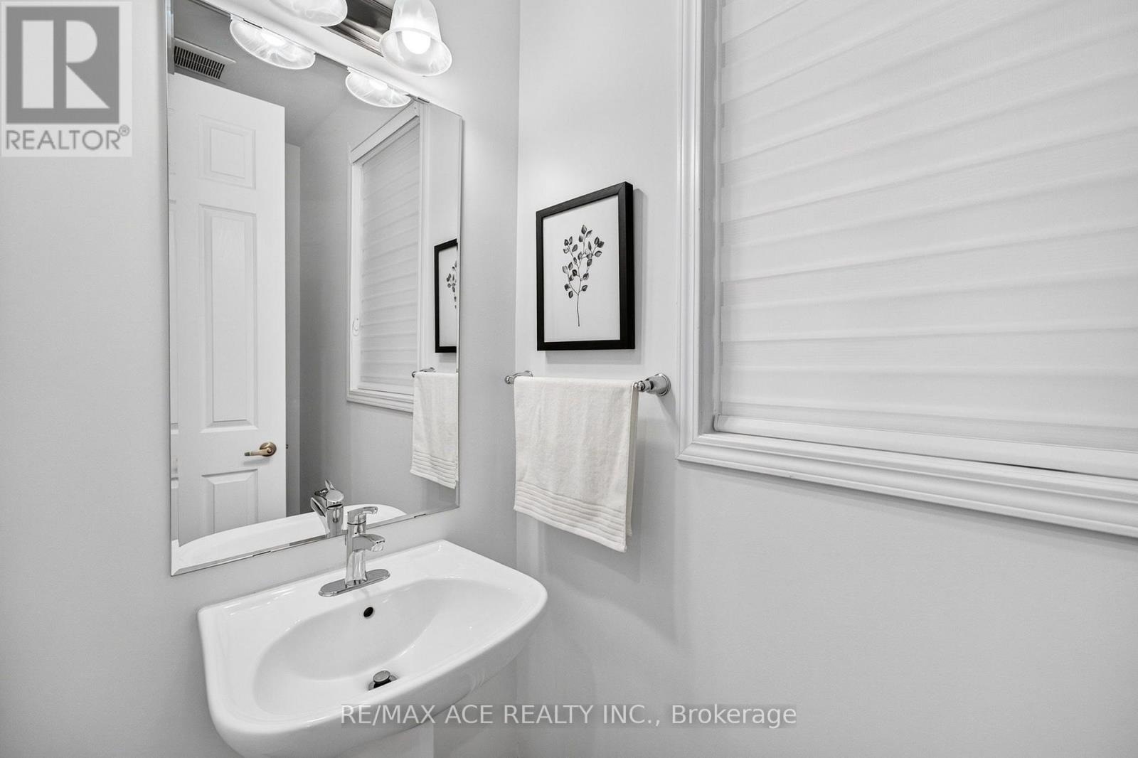 1408 Mockingbird Square, Pickering, Ontario  L1X 0N8 - Photo 21 - E14126720
