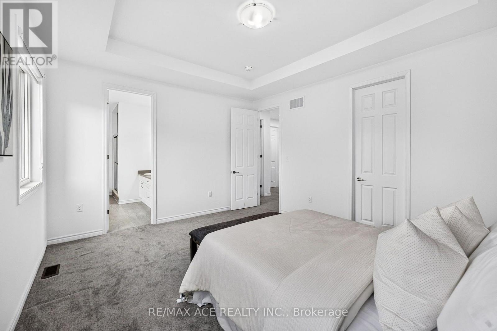 1408 Mockingbird Square, Pickering, Ontario  L1X 0N8 - Photo 25 - E14126720