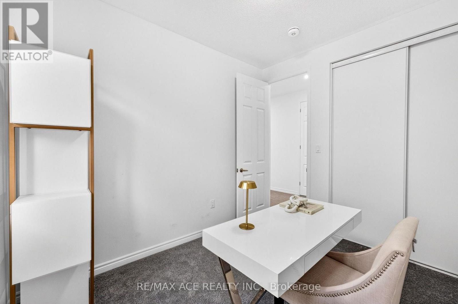 1408 Mockingbird Square, Pickering, Ontario  L1X 0N8 - Photo 31 - E14126720