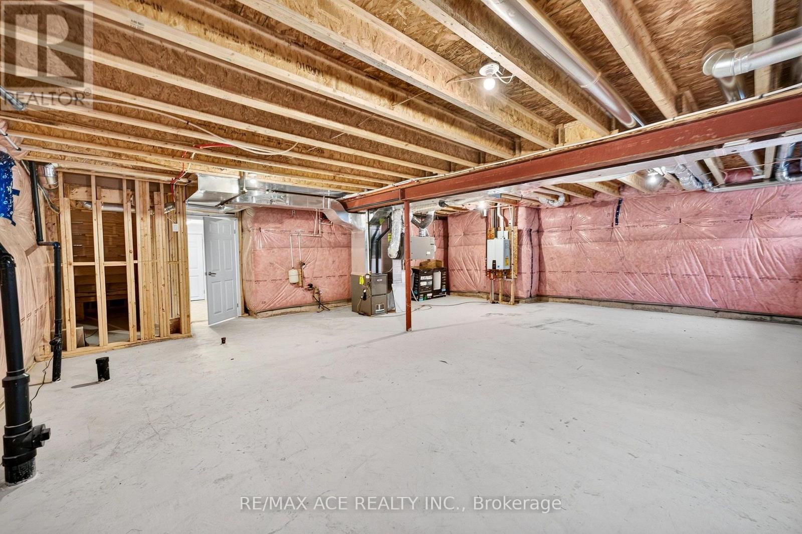 1408 Mockingbird Square, Pickering, Ontario  L1X 0N8 - Photo 46 - E14126720