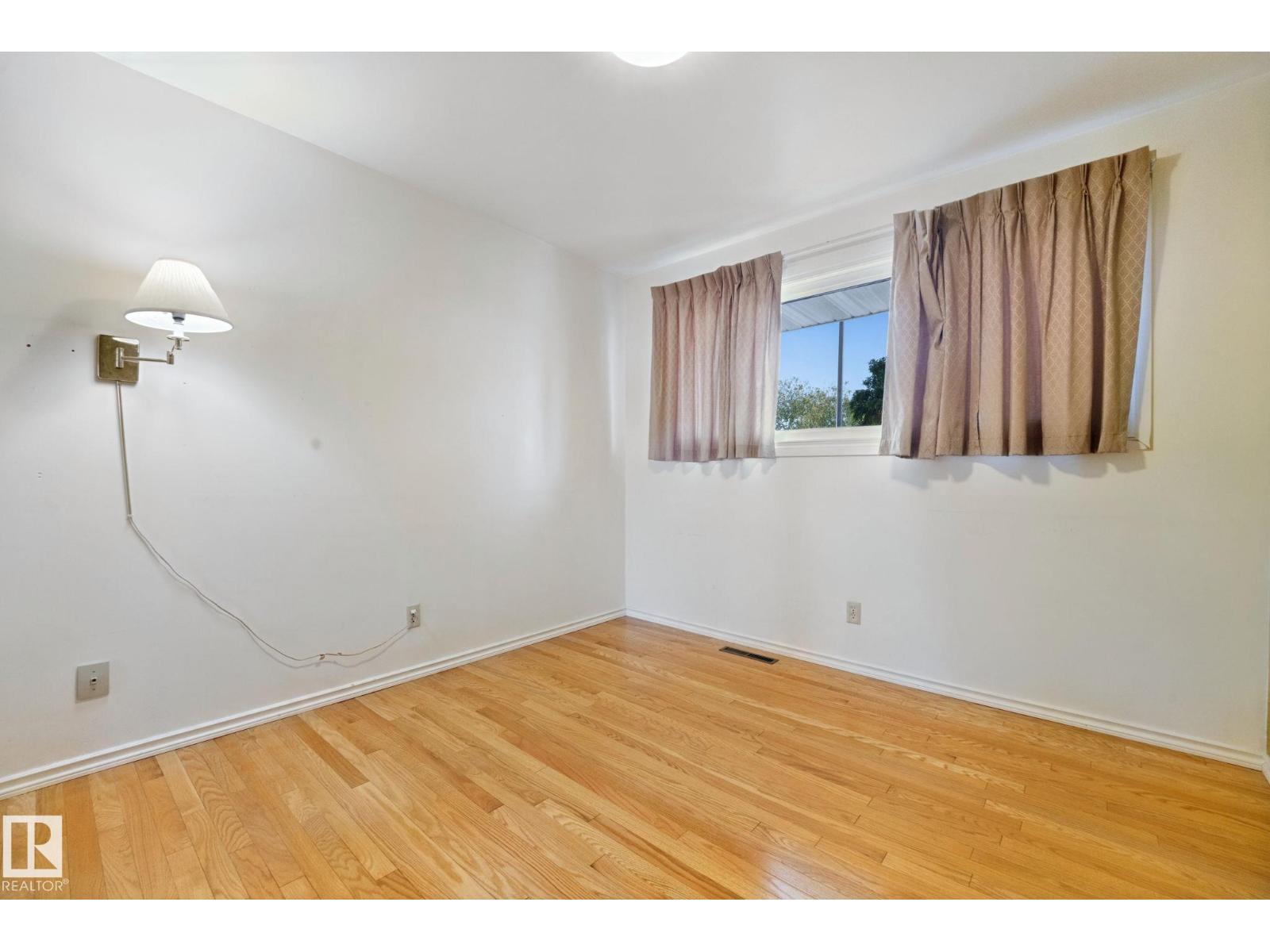 5827 115 St Nw, Edmonton, Alberta  T6H 3P6 - Photo 18 - E4514616