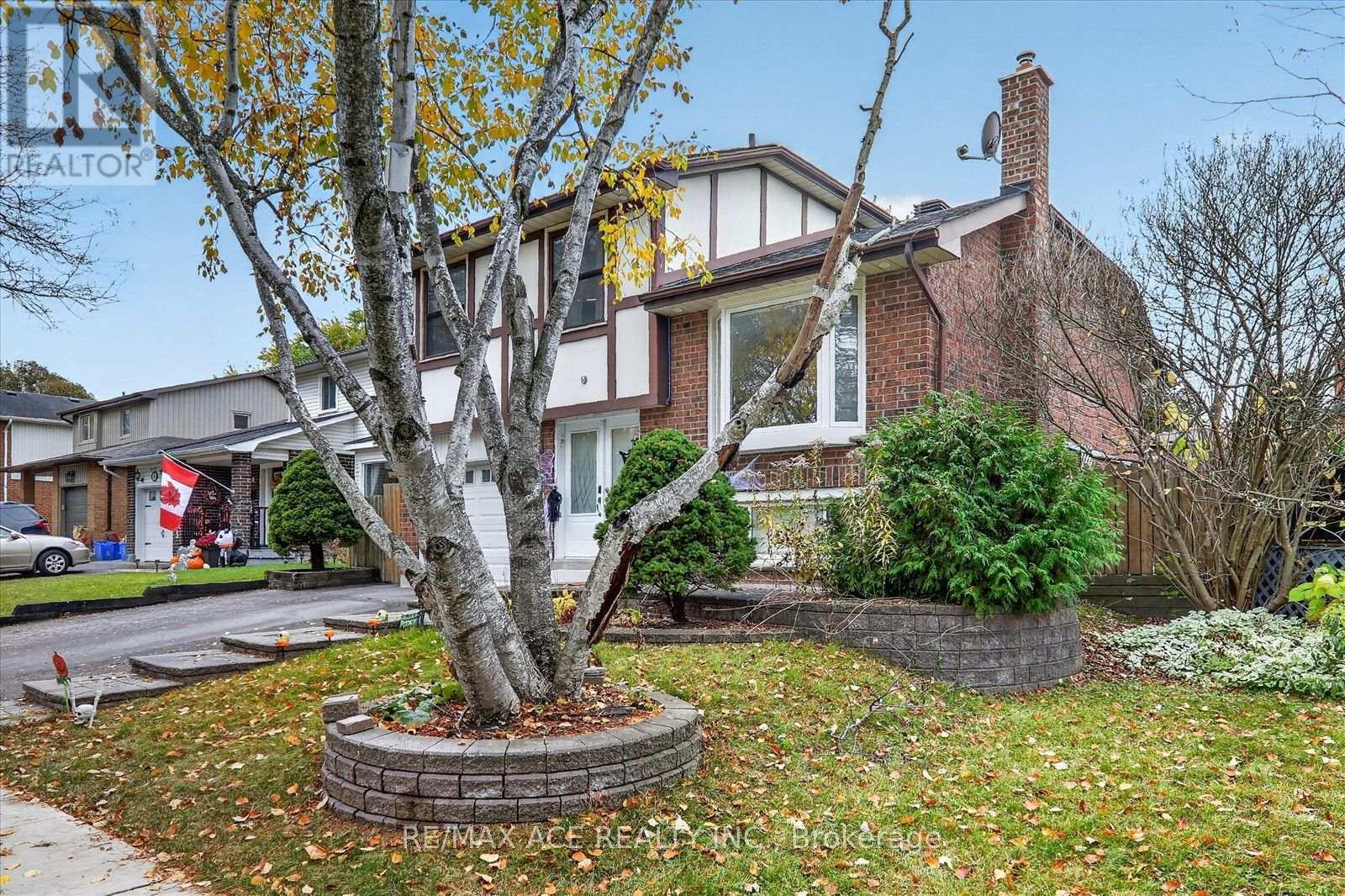 4 Renfield Crescent, Whitby (Lynde Creek), Ontario  L1P 1B4 - Photo 4 - E14126734