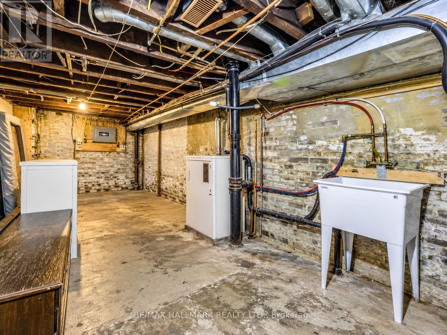 67 Amroth Avenue, Toronto (East End-Danforth), Ontario  M4C 4H3 - Photo 19 - E14126752
