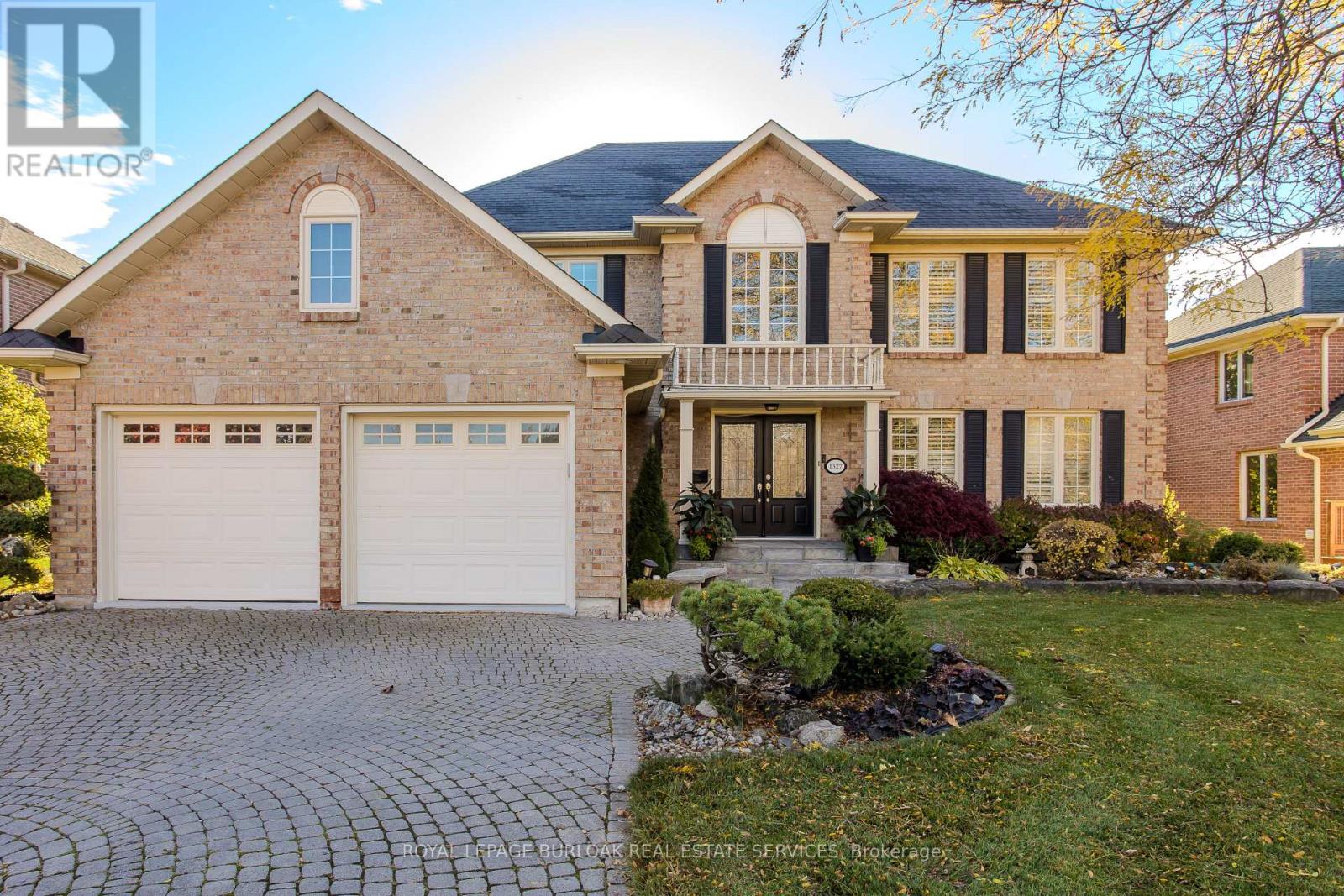 1327 HAZELTON BOULEVARD, Burlington, Ontario