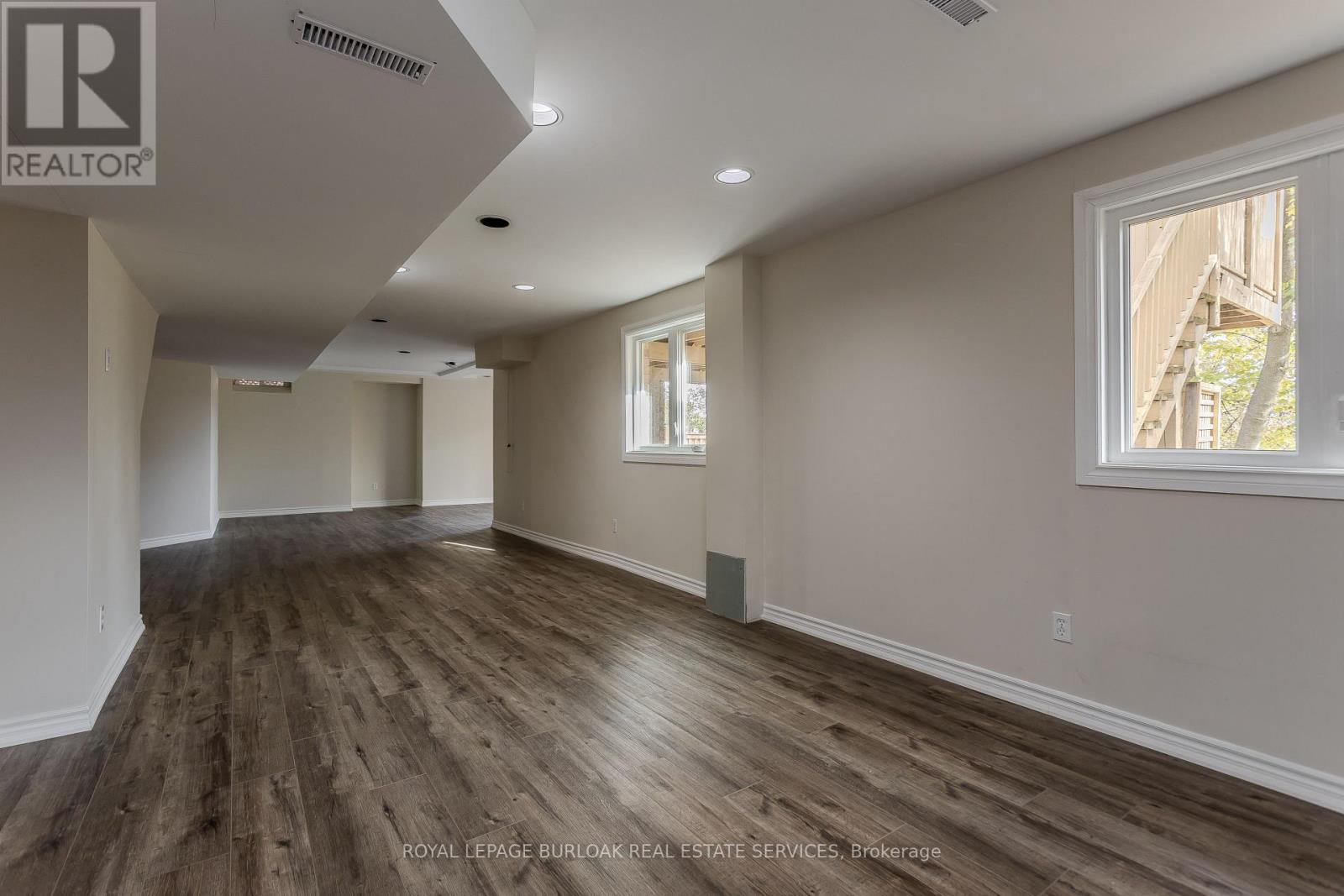 1327 Hazelton Boulevard, Burlington, Ontario  L7P 4V1 - Photo 32 - W14126780