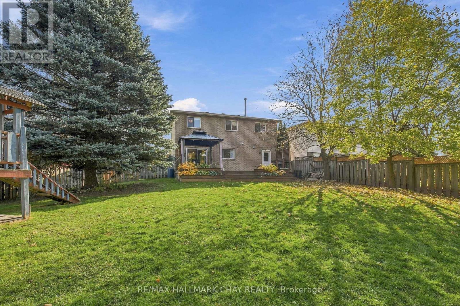 24 Rundle Crescent, Barrie, Ontario  L4N 8E7 - Photo 32 - S14122760