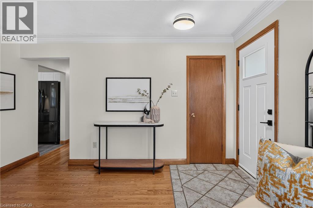 92 Foxbar Road, Burlington, Ontario  L7L 2Z6 - Photo 11 - 40873244