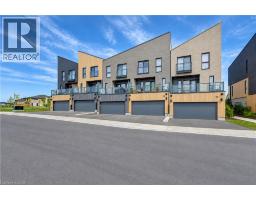 15 BENNINGER Drive, Kitchener, Ontario
