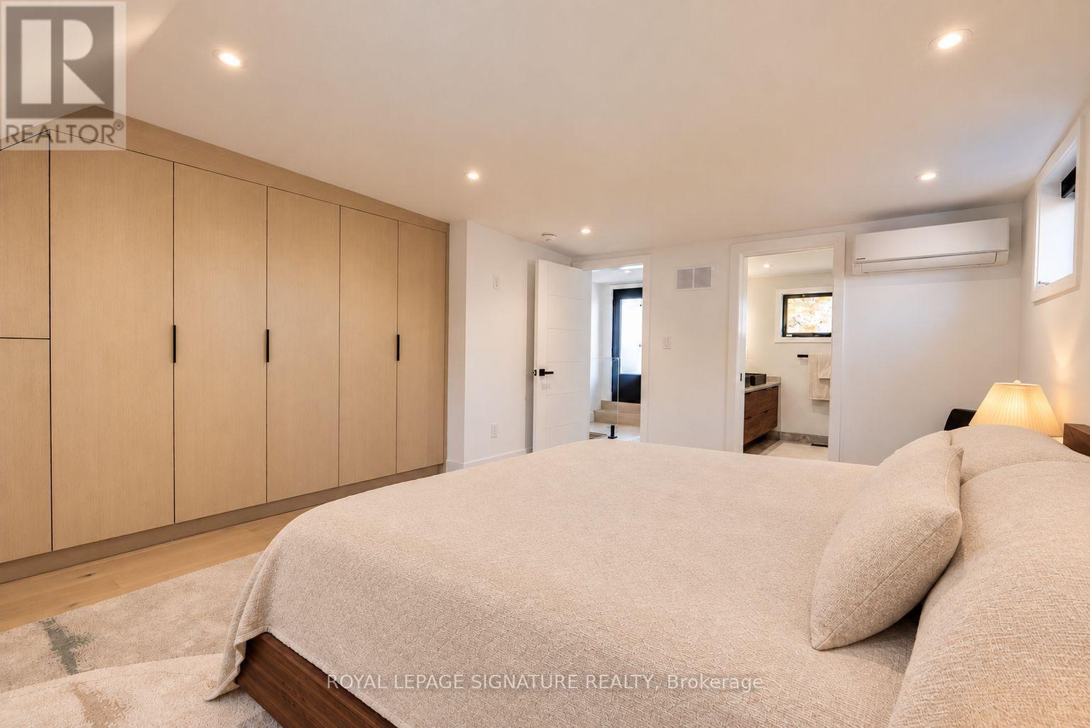 182 Beatrice Street, Toronto (Palmerston-Little Italy), Ontario  M6G 3G1 - Photo 25 - C14126782