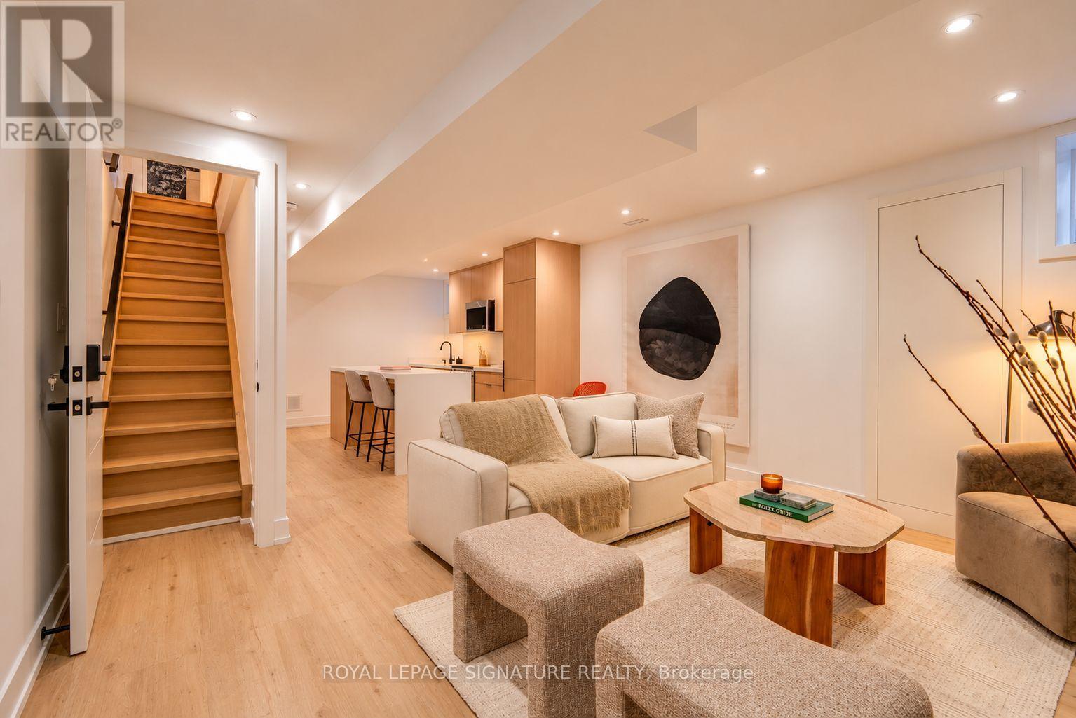 182 Beatrice Street, Toronto (Palmerston-Little Italy), Ontario  M6G 3G1 - Photo 28 - C14126782