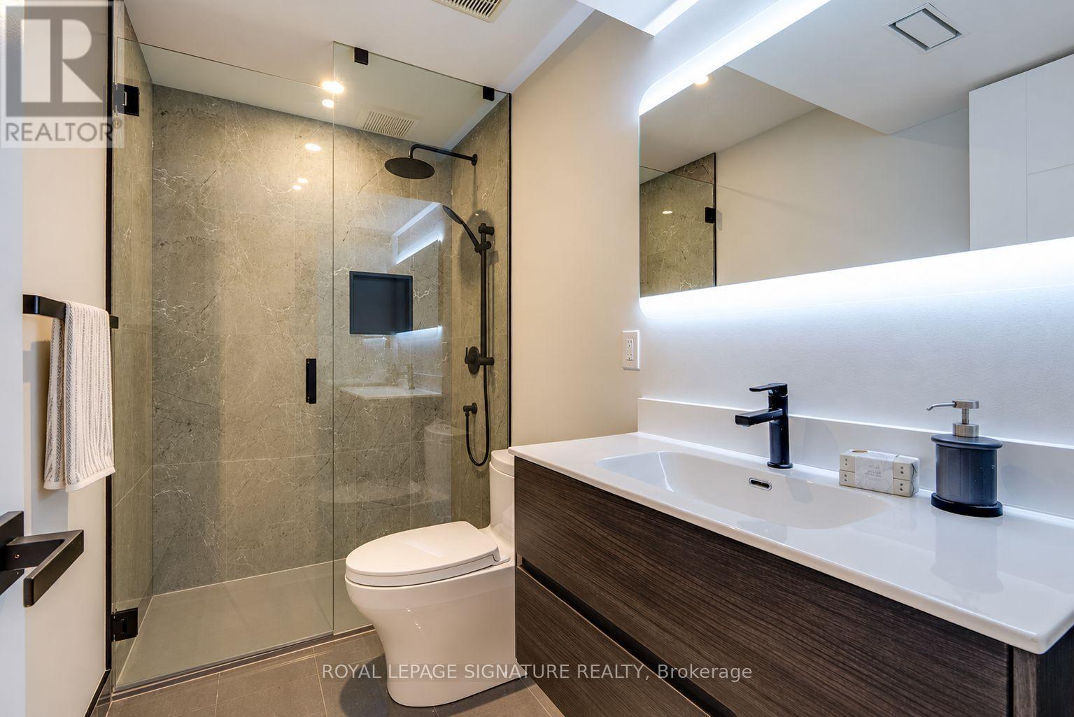 182 Beatrice Street, Toronto (Palmerston-Little Italy), Ontario  M6G 3G1 - Photo 34 - C14126782