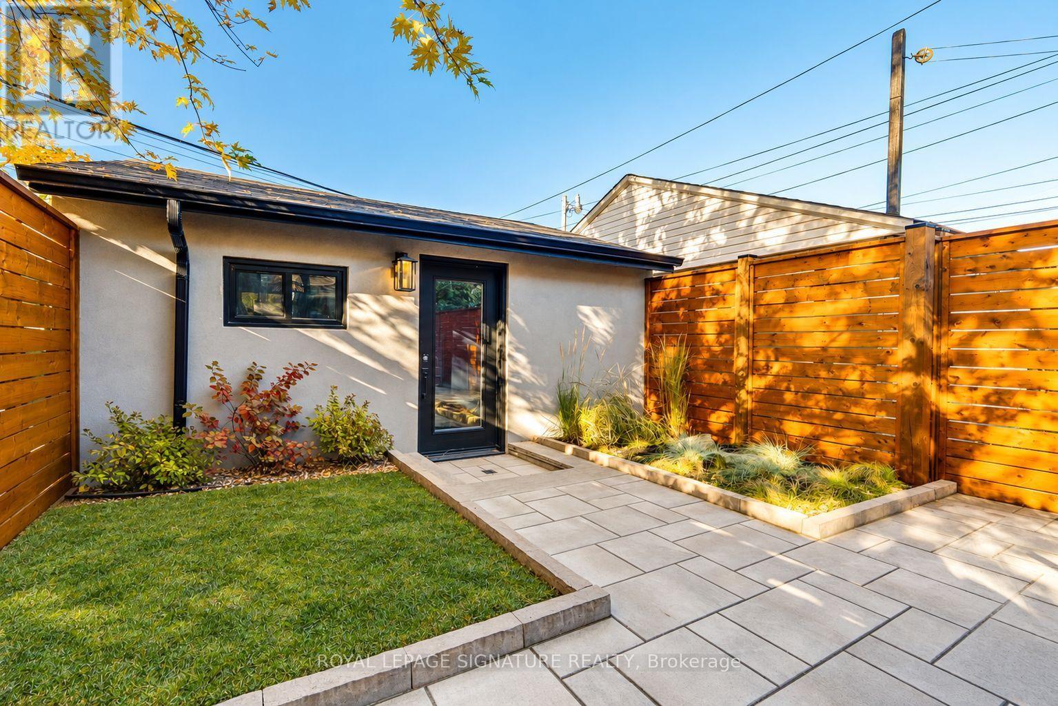 182 Beatrice Street, Toronto (Palmerston-Little Italy), Ontario  M6G 3G1 - Photo 38 - C14126782