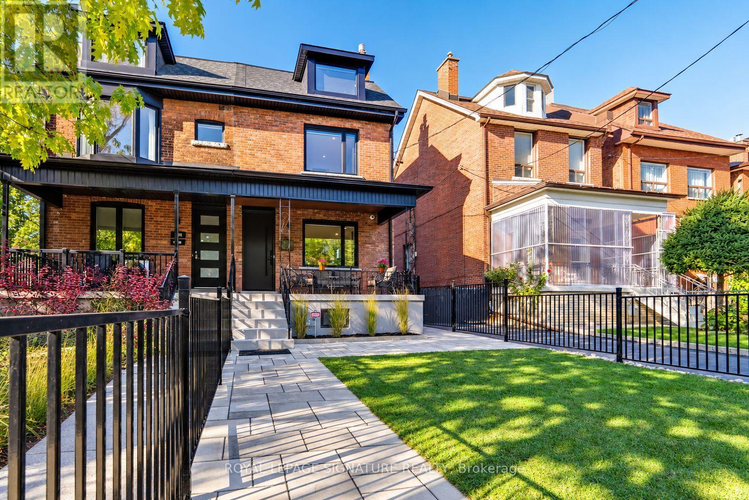 182 Beatrice Street, Toronto (Palmerston-Little Italy), Ontario  M6G 3G1 - Photo 42 - C14126782