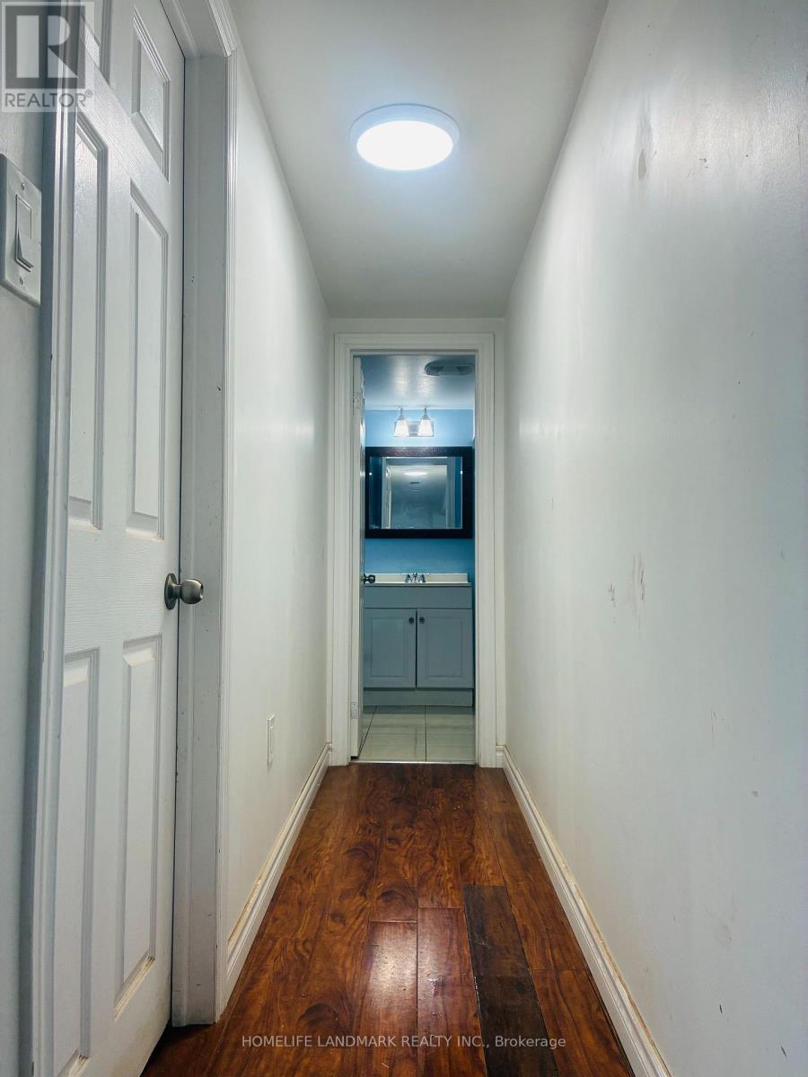 Bsmt Apt - 3 Tinder Crescent, Toronto (Victoria Village), Ontario  M4A 1L2 - Photo 14 - C14126794