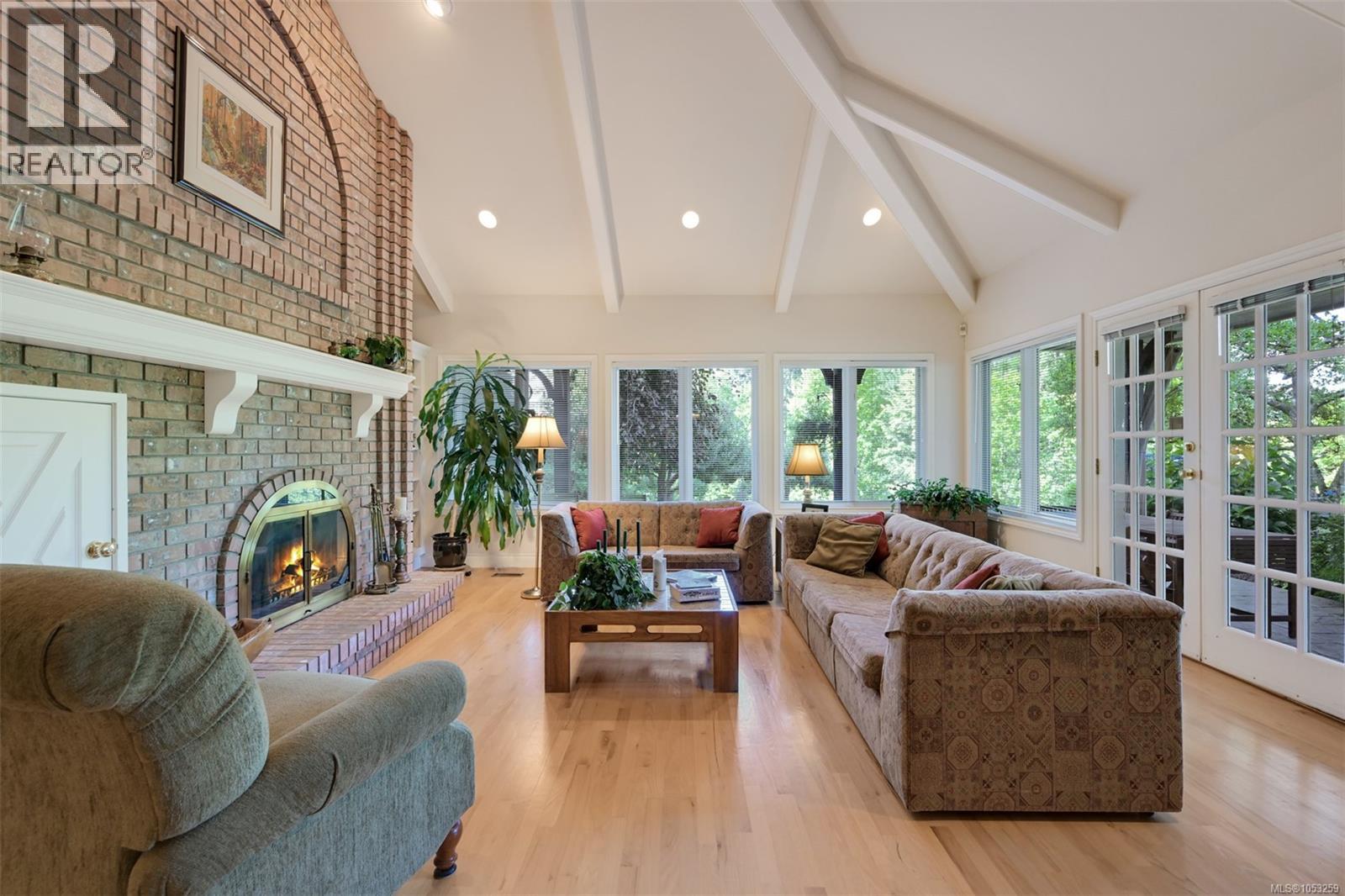 7003 Mays Rd