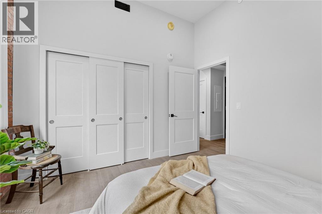 56 York Boulevard Unit# 212, Hamilton, Ontario  L8R 0A2 - Photo 5 - 40874405
