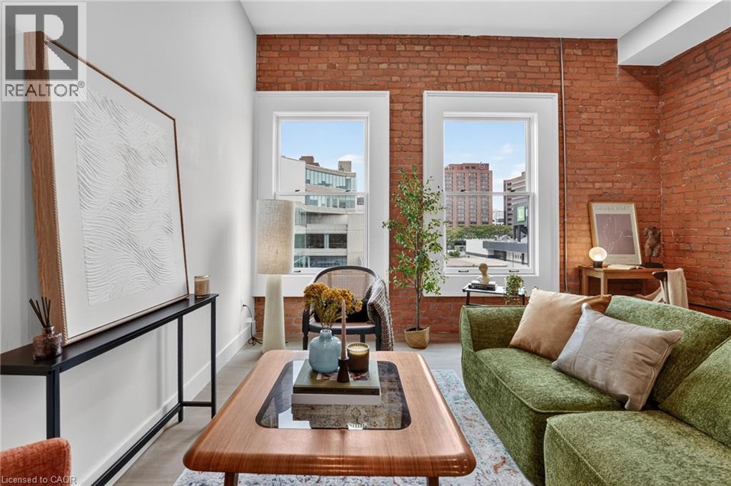 56 YORK Boulevard Unit# 212, Hamilton, Ontario