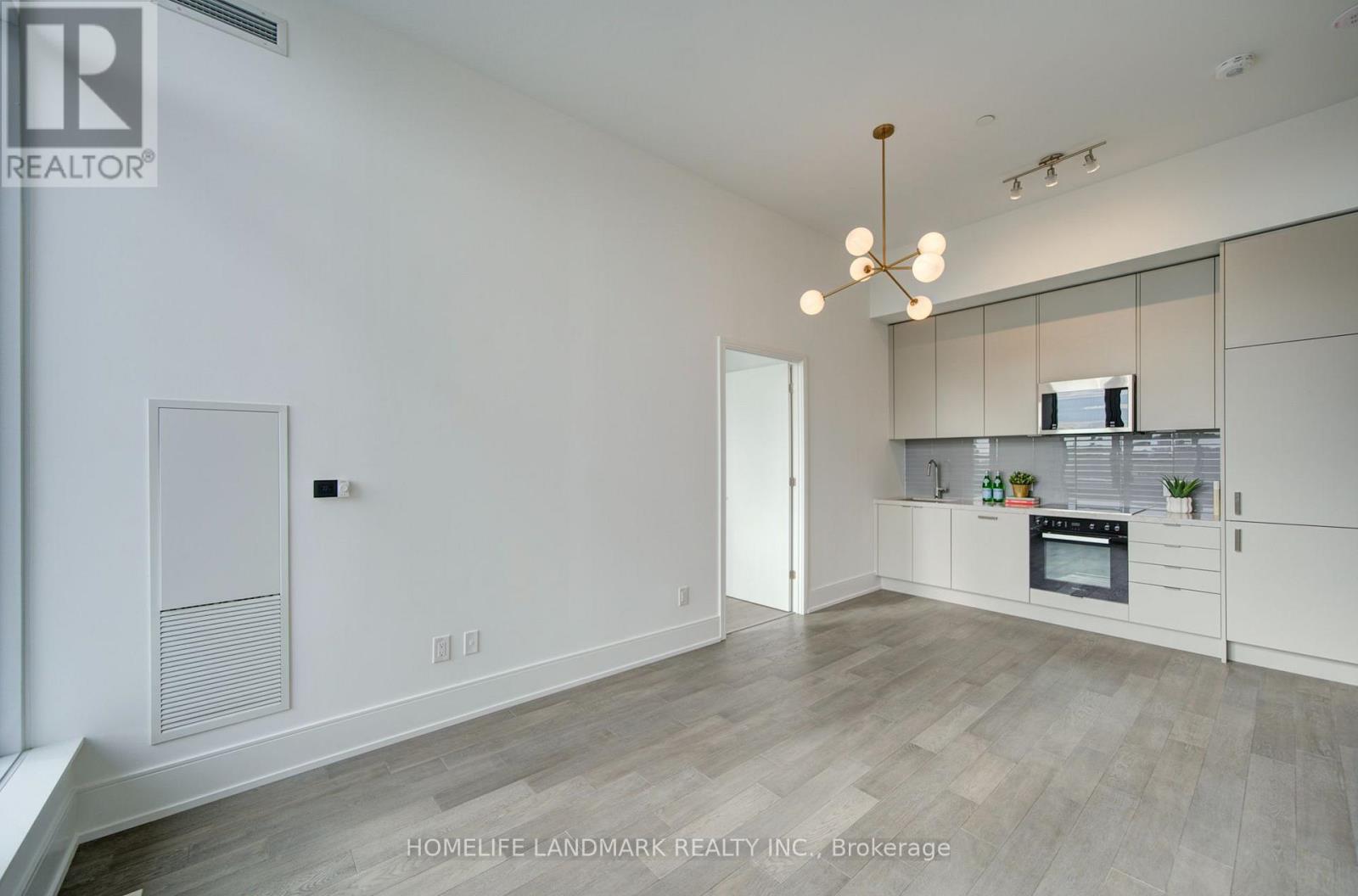 213 - 2450 Bloor Street W, Toronto, Ontario  M6S 0A9 - Photo 7 - W14125658