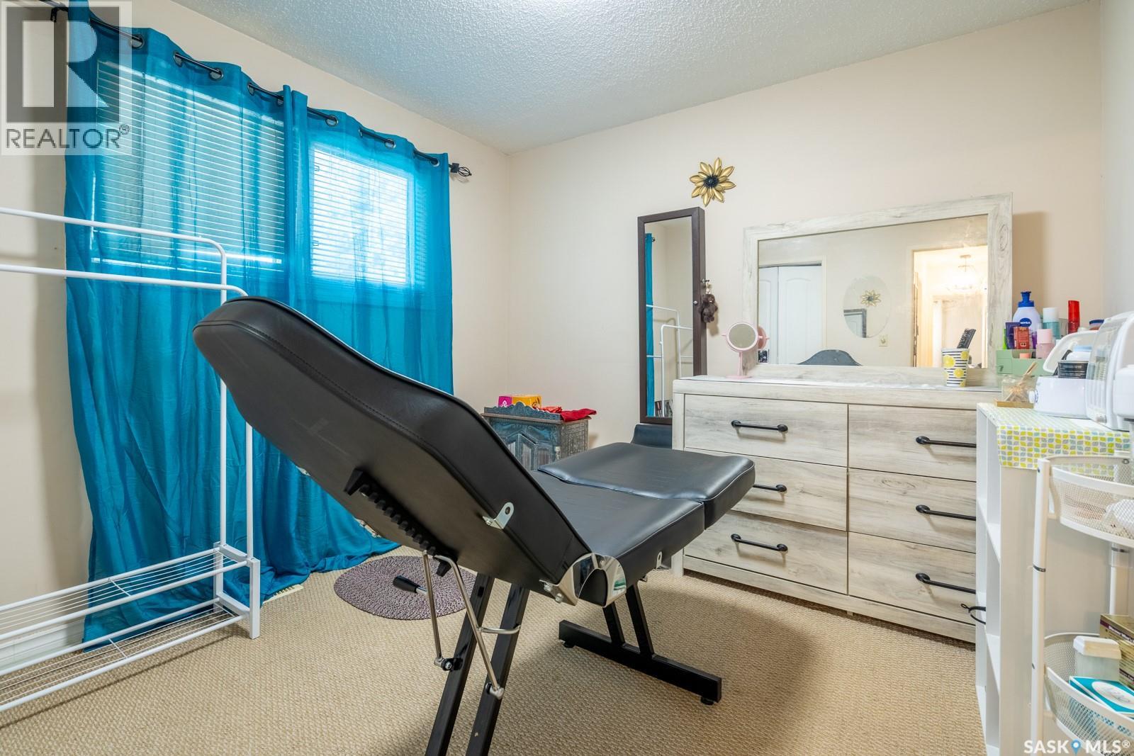 364 Osler Street, Regina, Saskatchewan  S4R 1V6 - Photo 10 - SK050672