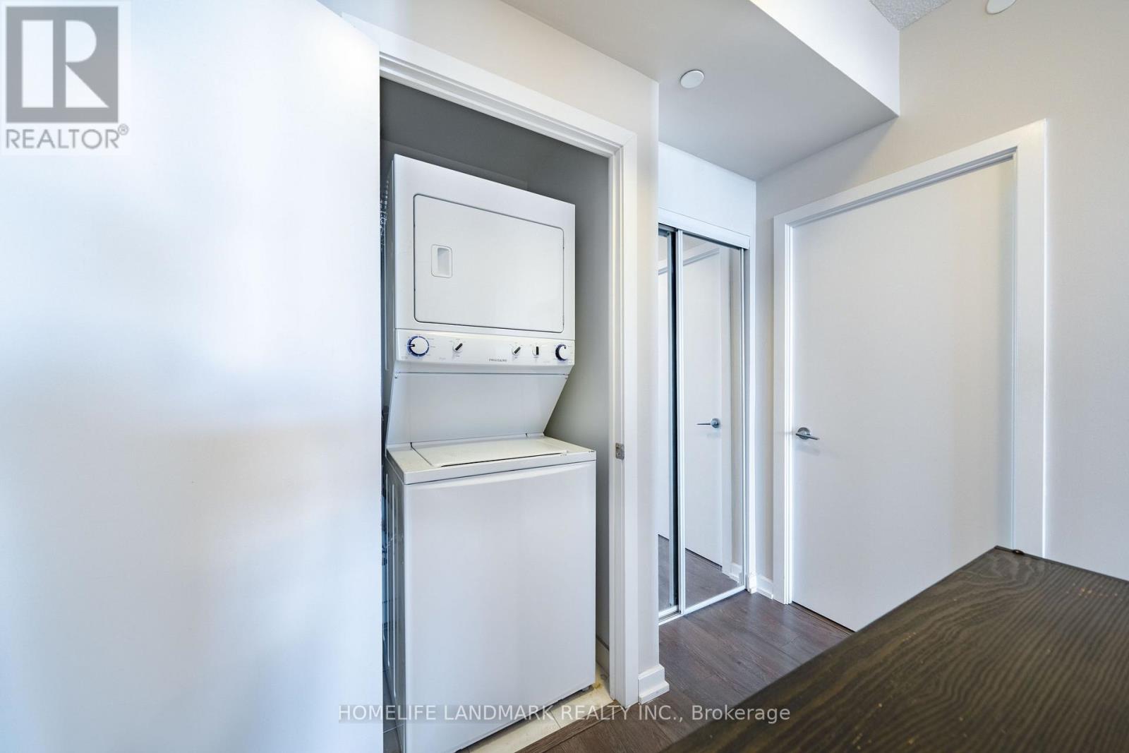 2007 - 66 Forest Manor Road, Toronto, Ontario  M2J 0B7 - Photo 14 - C14126892