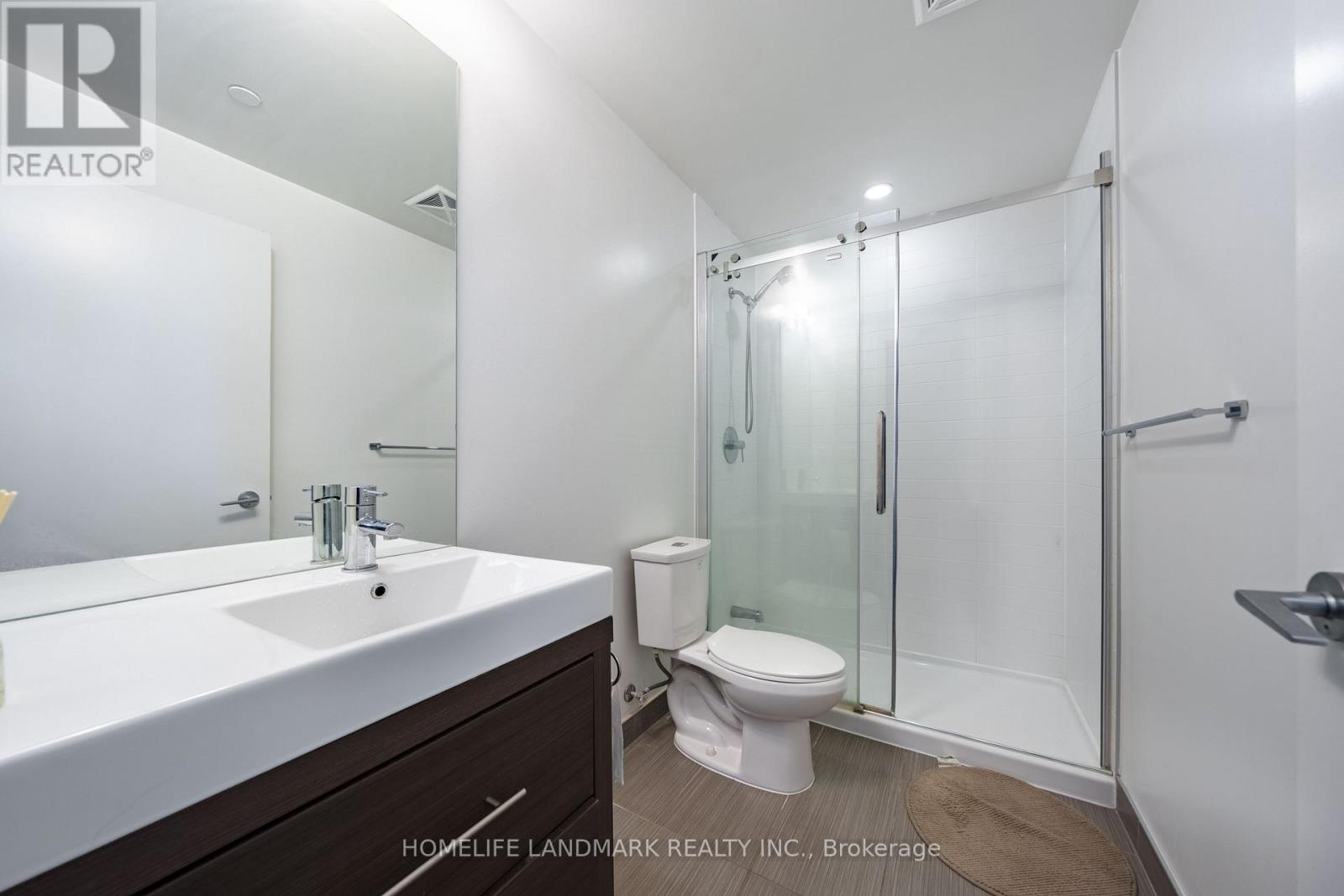 2007 - 66 Forest Manor Road, Toronto, Ontario  M2J 0B7 - Photo 7 - C14126892