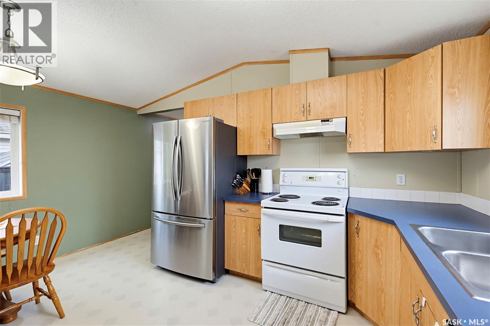 728 Harder Court, Martensville, Saskatchewan  S0K 2T2 - Photo 6 - SK052123