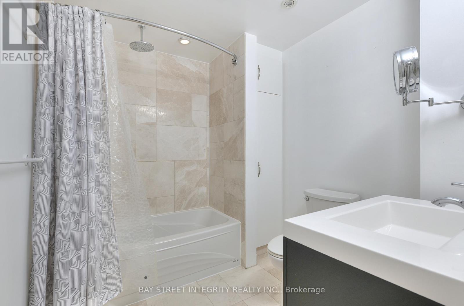976 Raintree Lane, Mississauga (Lorne Park), Ontario  L5H 3Y6 - Photo 17 - W14126872