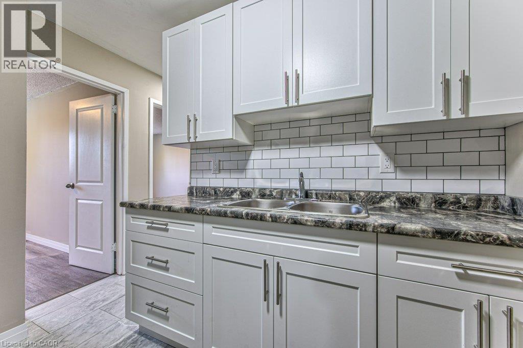267 Clyde Road Unit# 16, Cambridge, Ontario  N3H 1C4 - Photo 10 - 40874856