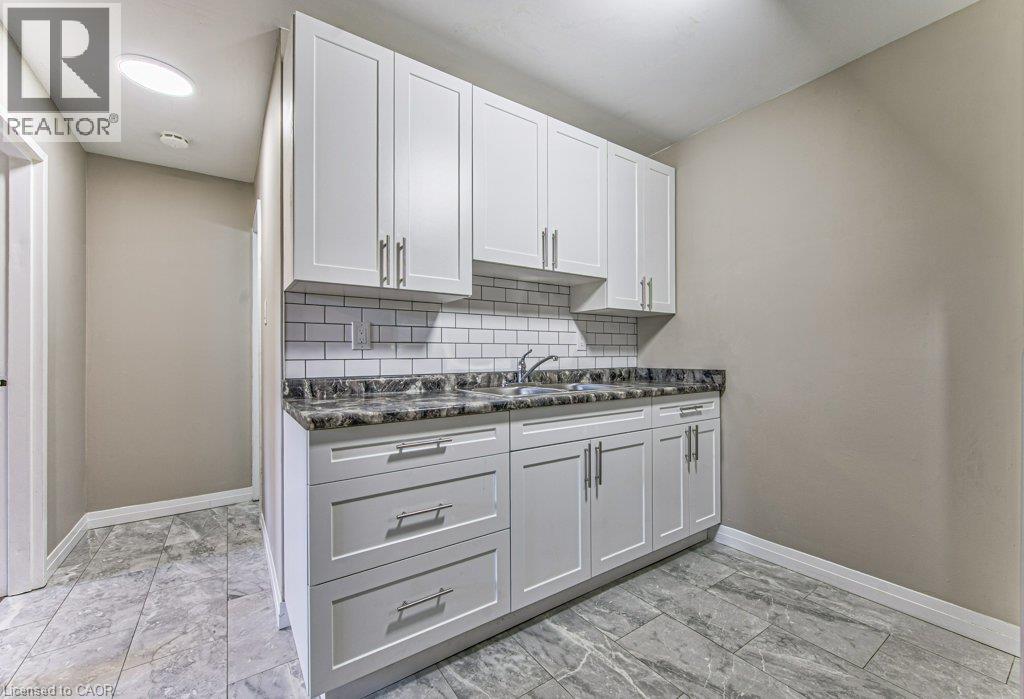 267 Clyde Road Unit# 16, Cambridge, Ontario  N3H 1C4 - Photo 6 - 40874856